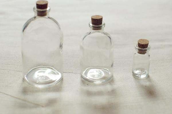 怎么才能挑選一個(gè)好的玻璃瓶廠家?